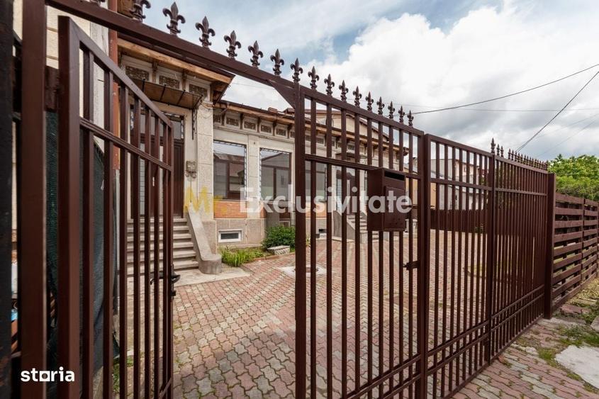 Casă cu 4 camere în Central