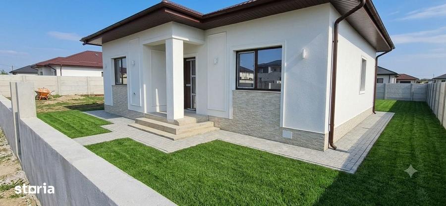 Casă cu 4 camere cu Teren 400 Mp în Clinceni