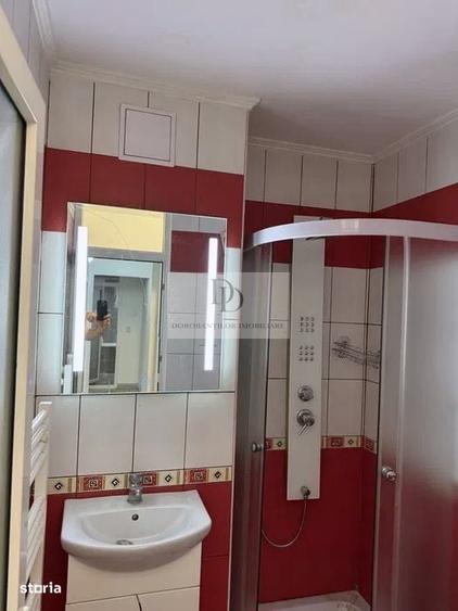 Apartament cu 4 camere decomandat în Zorilor