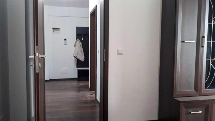Garsonieră decomandată în Central
