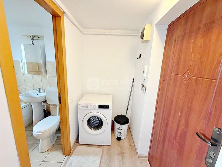 Apartament cu 3 camere circular, mobilat în Tătărași