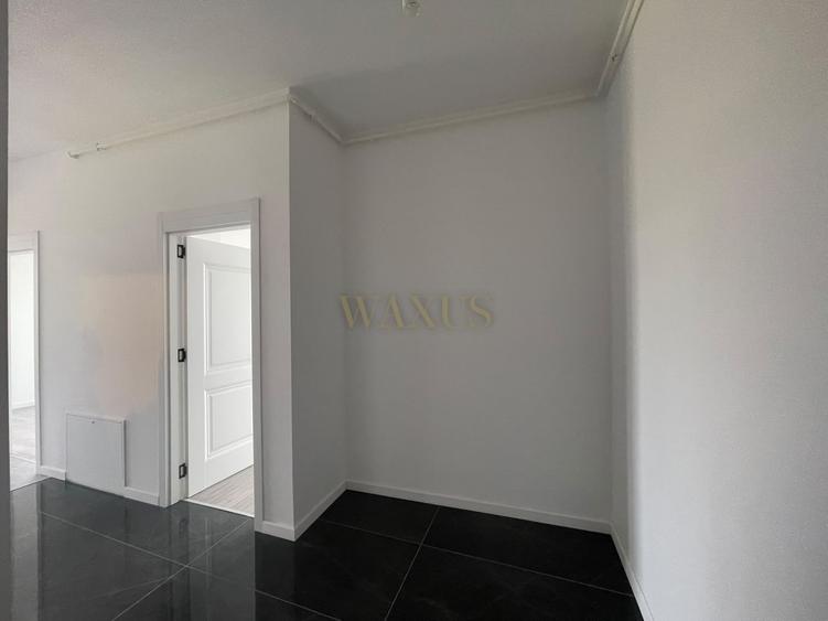 Apartament cu 3 camere decomandat în Florești