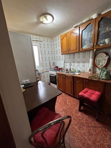 Apartament cu 2 camere semidecomandat în Pantelimon