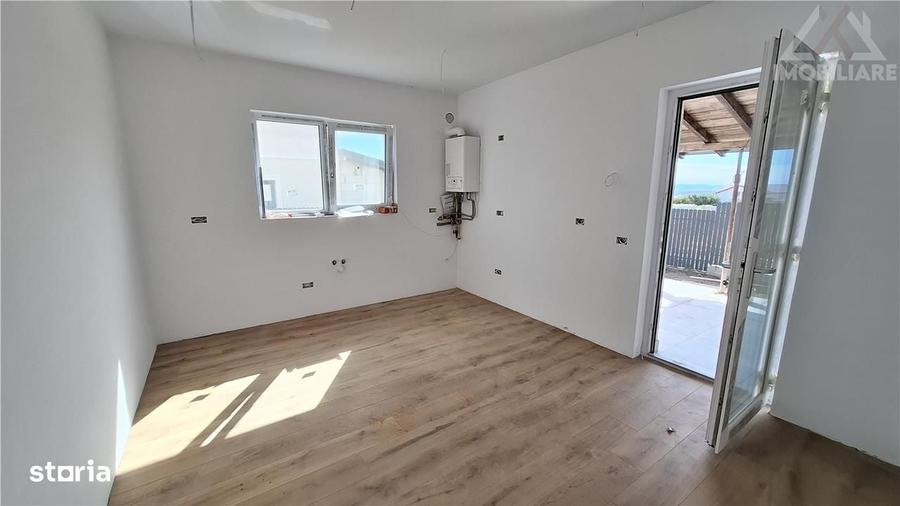 Casă cu 4 camere în Rediu