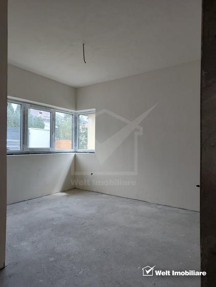 Duplex cu 4 camere cu Canalizare în Dâmbul Rotund