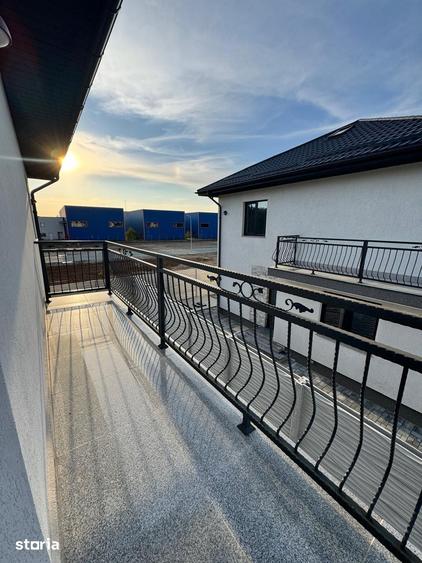 Casă cu 4 camere cu Teren 250 Mp în Central
