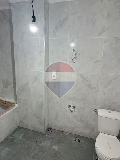 Apartament cu 2 camere decomandat în Hotvon