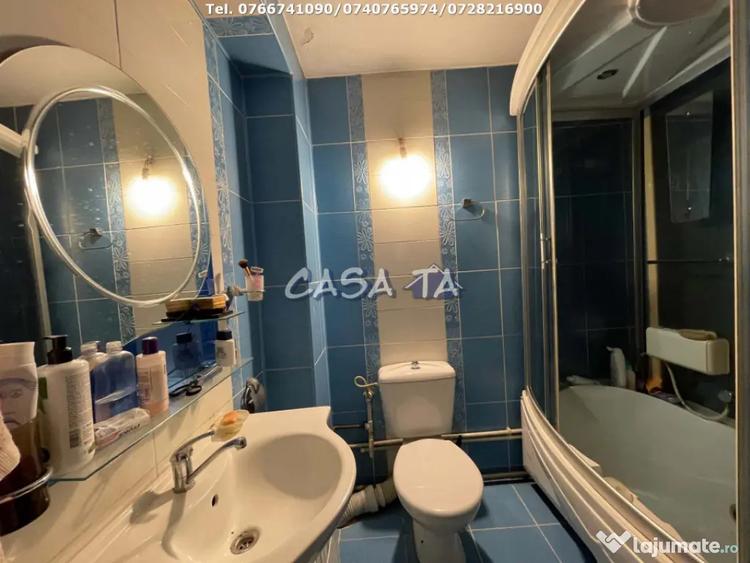 Apartament cu 4 camere decomandat în Central