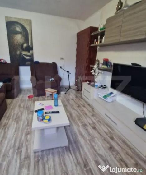 Casă cu 5 camere cu Teren 835 Mp în Satulung