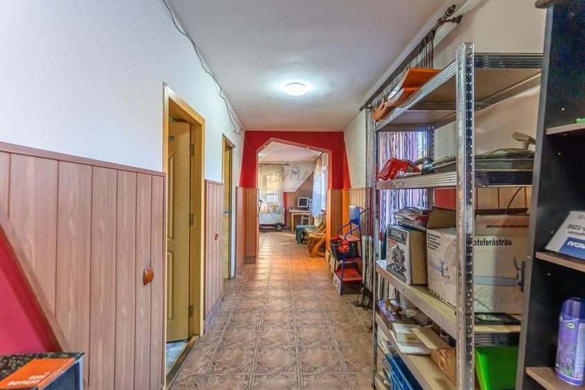 Casă individuală cu 6 camere cu Teren 467.60000610352 Mp în Aurel Vlaicu