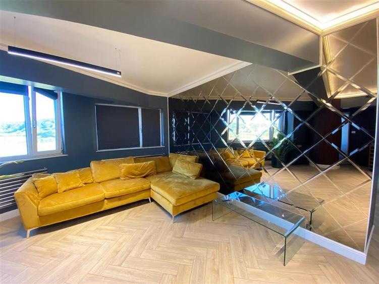 Apartament cu 3 camere decomandat, mobilat în Tătărași