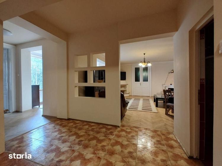 Casă cu 7 camere decomandat cu Teren 279 Mp în Grigorescu