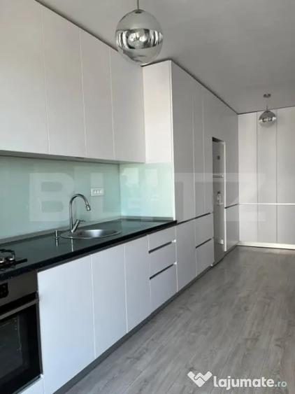 Apartament cu 3 camere în Torontalului