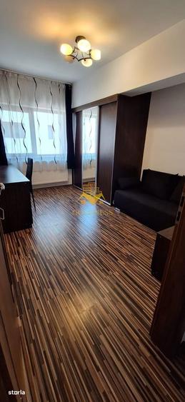 Apartament cu 3 camere, mobilat în Bună Ziua
