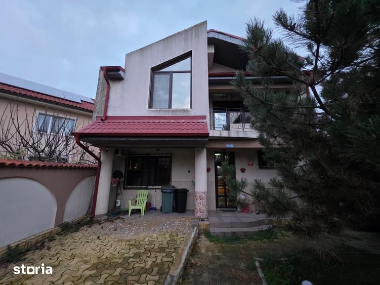 Casă cu 4 camere cu Teren 400 Mp în Sud