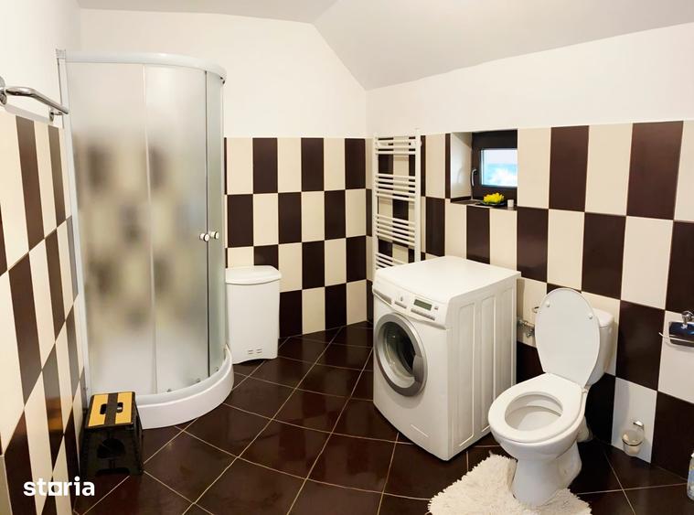 Casă cu 6 camere cu Teren 400 Mp în Miroslava