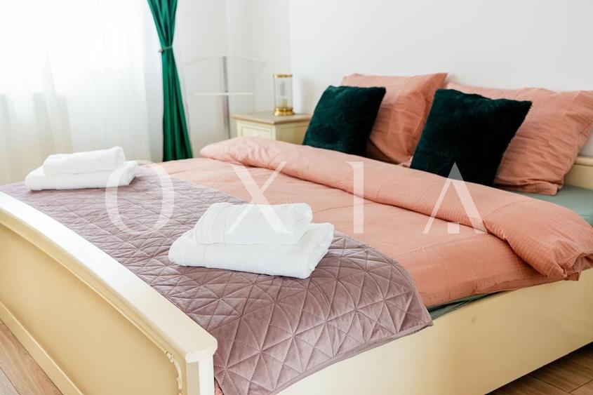 Apartament cu 4 camere semidecomandat, mobilat în Circumvalațiunii