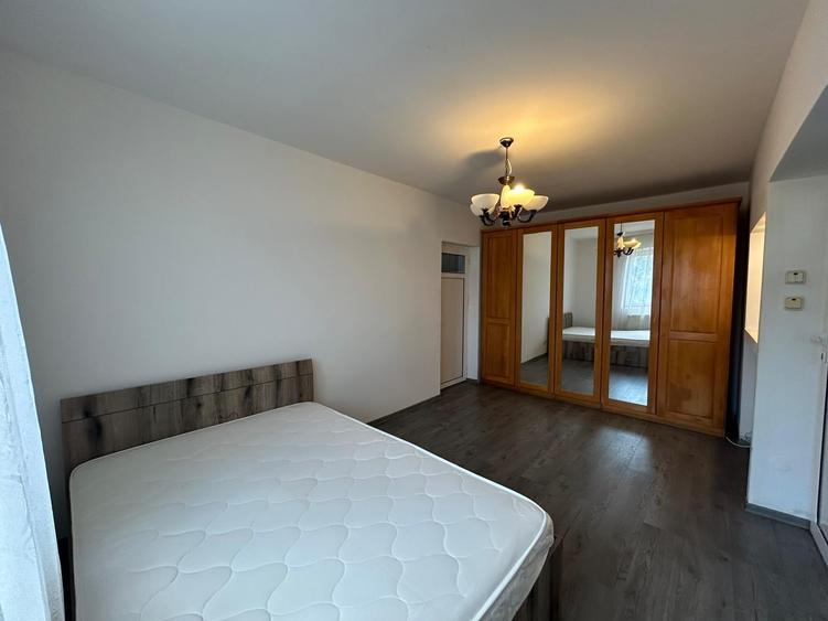 Apartament de inchiriat, 3 camere, ultracentral. - 2