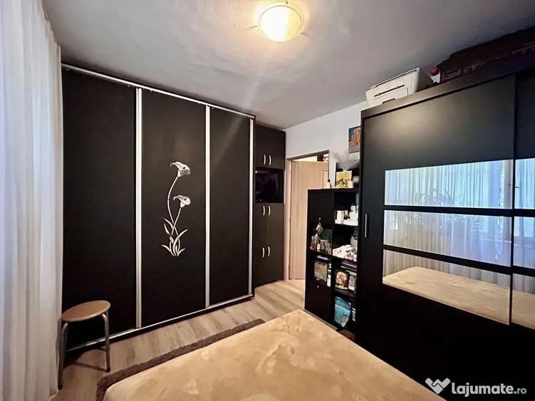 Apartament cu 2 camere semidecomandat în Cina