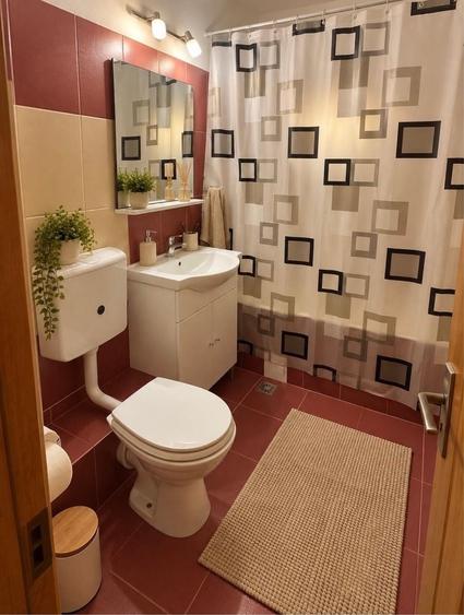 Apartament cu 2 camere decomandat în Vasile Aaron