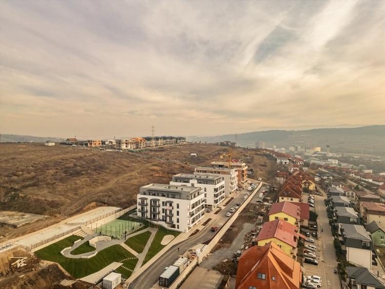 Apartament cu 2 camere semidecomandat în Baciu