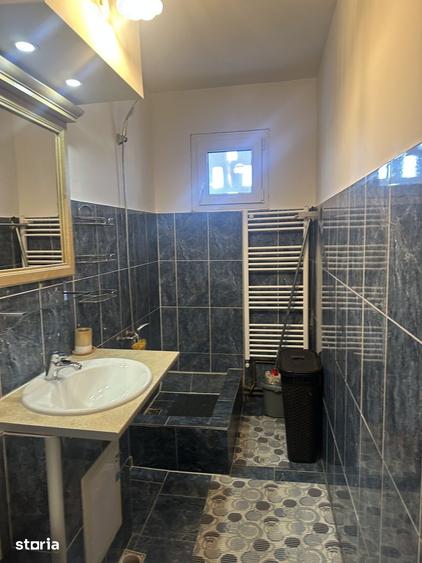 Campina - central - ap. 2 cam mobilat - 54000 Euro/Neg. - 5
