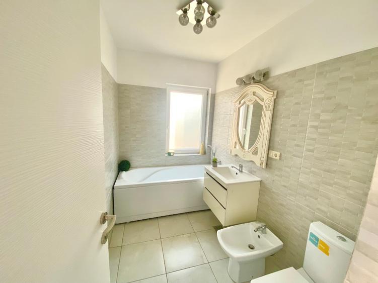 Apartament cu 2 camere decomandat în Bucium