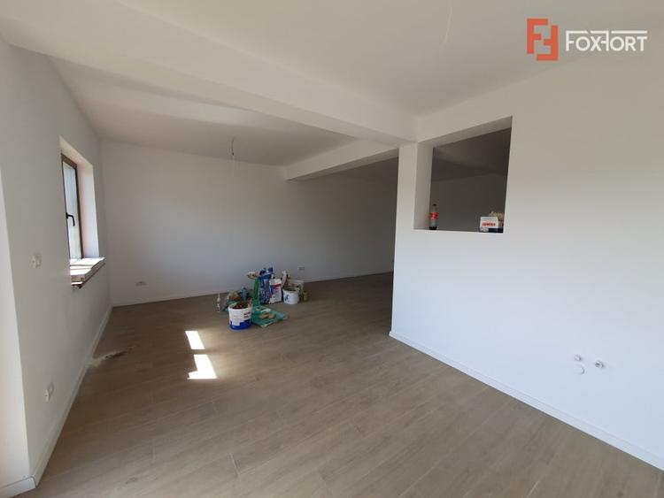 Duplex cu 3 camere cu Teren 325 Mp în Șag