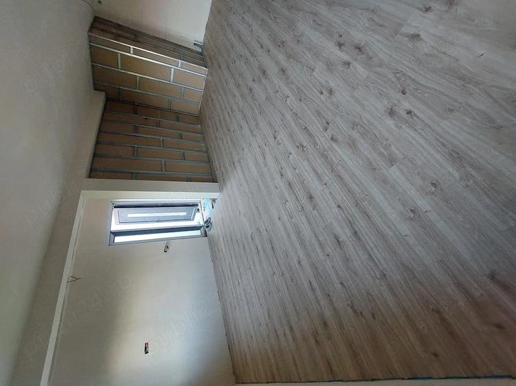 Casă cu Teren 450 Mp în Nisipari