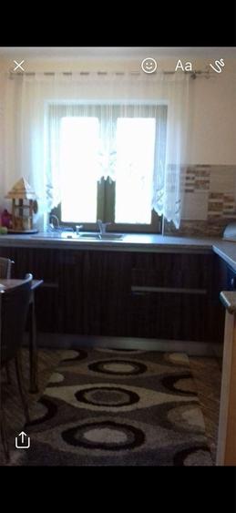 Apartament cu 3 camere semidecomandat în Deve