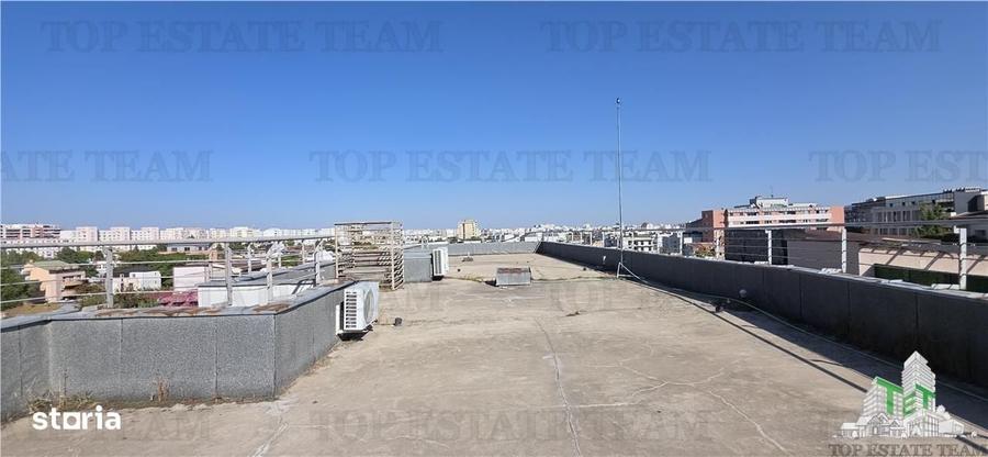 Apartament cu 4 camere decomandat, mobilat în Polonă