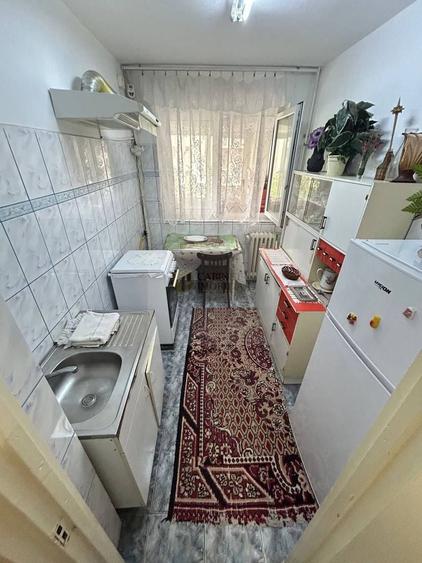 Apartament cu 2 camere decomandat, mobilat în Gorjului