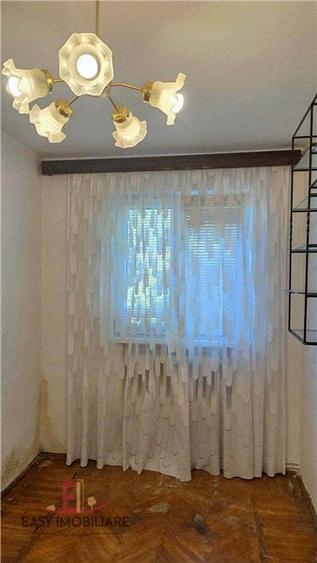 Apartament cu 3 camere semidecomandat în Tudor
