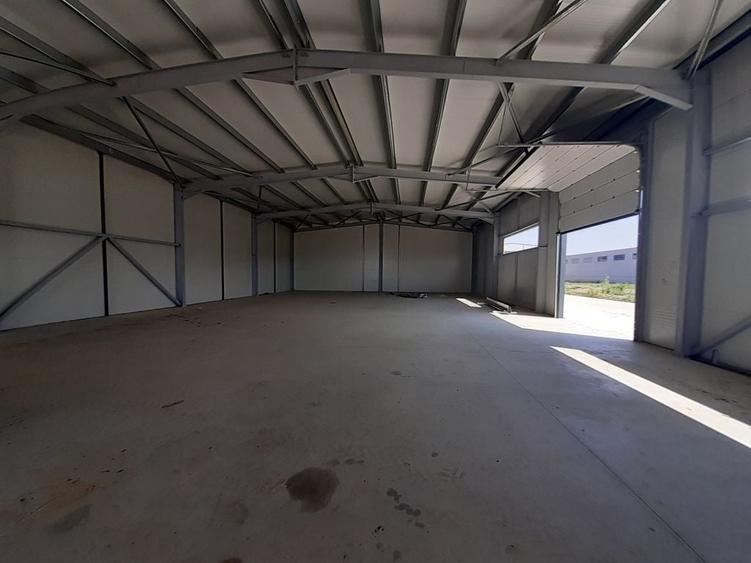 Spațiu comercial, de 650 mp, în Central