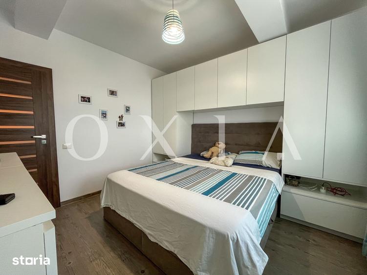 Apartament cu 3 camere semidecomandat, mobilat în Fratelia