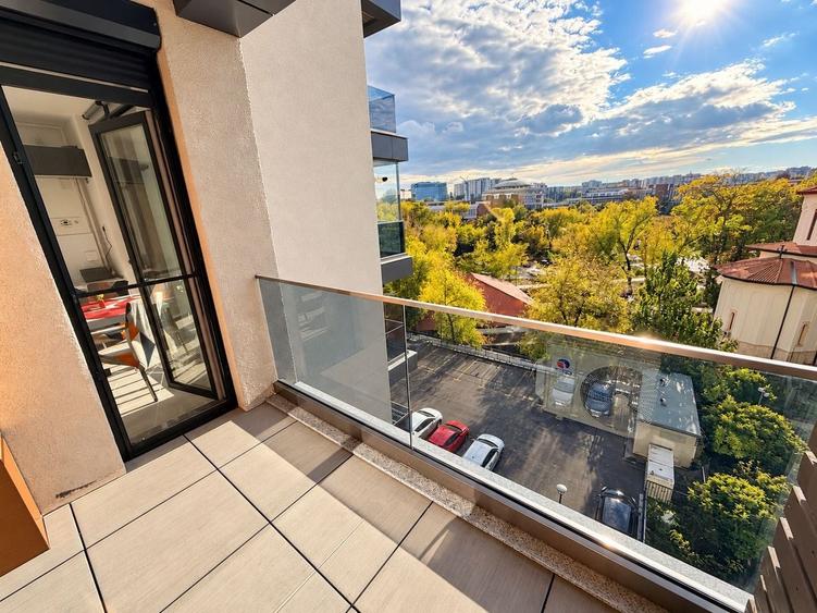 Apartament cu 2 camere semidecomandat în Politehnica