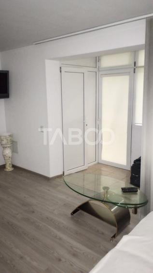 Apartament cu 3 camere semidecomandat în Gheorgheni