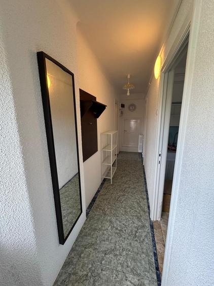 Apartament cu 2 camere nedecomandat în P-ța Muncii