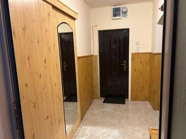 Apartament cu 2 camere decomandat în Sud