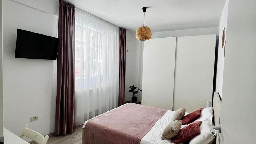 Apartament cu 2 camere decomandat în Central