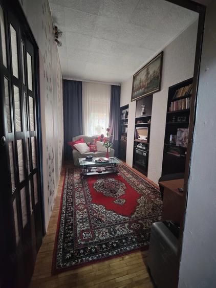 Casă cu 3 camere cu Teren 350 Mp în Central