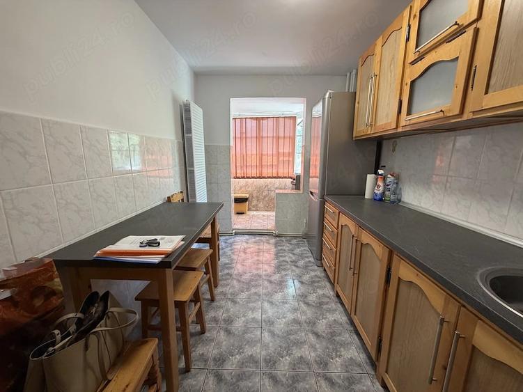 Apartament cu 2 camere decomandat în Central