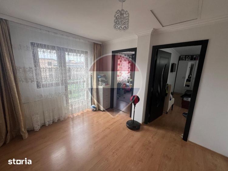 Casă cu 3 camere cu Teren 111 Mp în Tăbăcari