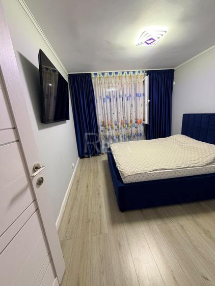 Apartament cu 4 camere semidecomandat, mobilat în Teiul Doamnei