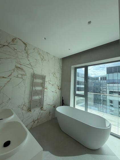 Apartament cu 4 camere decomandat în Aviației