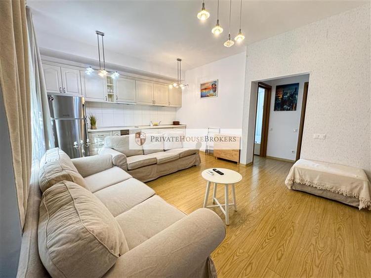 Apartament cu 2 camere semidecomandat, mobilat în Aviației