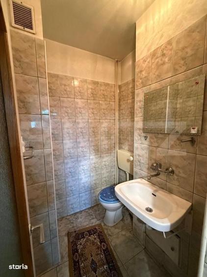 Apartament cu 3 camere decomandat în Remetea