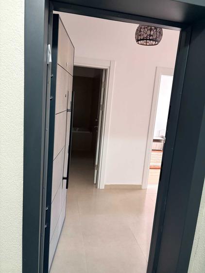 Apartament cu 2 camere decomandat în Păcii