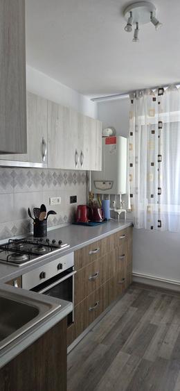 Inchiriez apartament 2 camere zona Calea Galati - 2