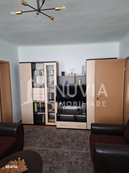 Apartament cu 3 camere semidecomandat, mobilat în Cetate